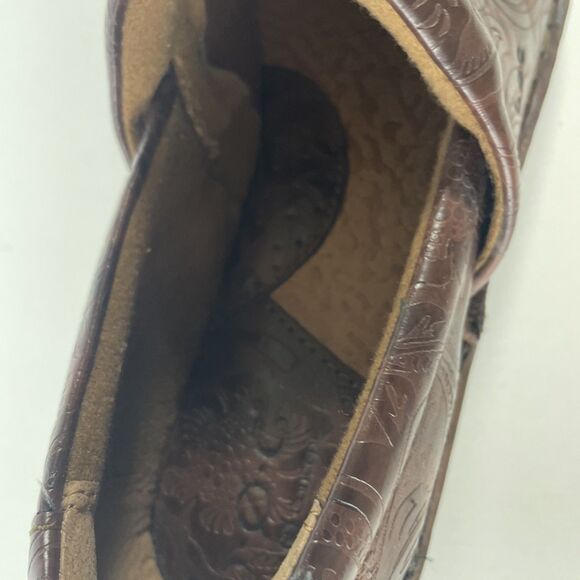 Boc BORN concepts brown leather flower embossed clogs women's 9/40.5 - Picture 6 of 7